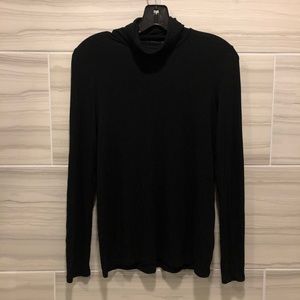 Lightweight Black Turtleneck (xs)